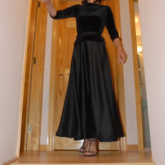 Tadashi Shoji Dresses & Skirts - Tadashi Collection gown
